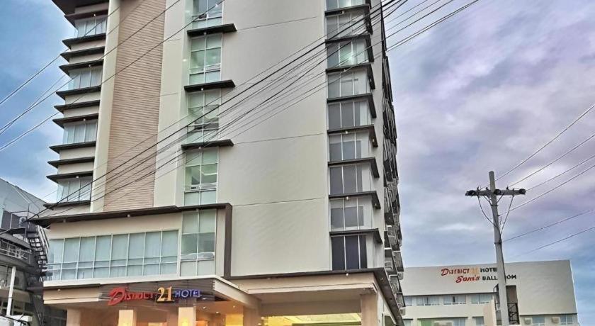 District 21 Hotel Iloilo Exterior foto