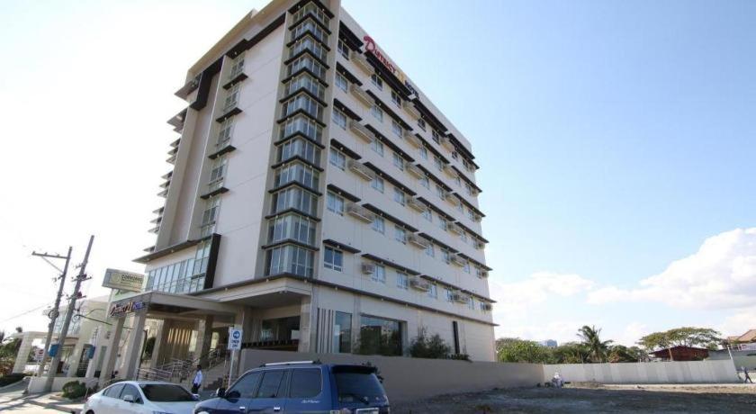 District 21 Hotel Iloilo Exterior foto